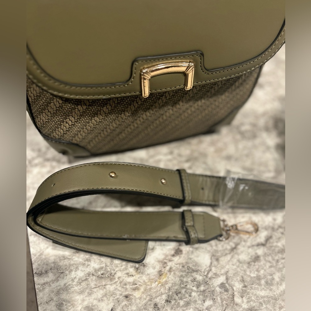 NWOT Olive Green Fashion Crossbody - Picture 6 of 12